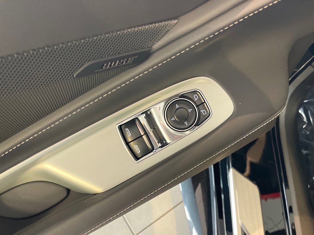 New 2025 Chevrolet Corvette E-Ray image 7