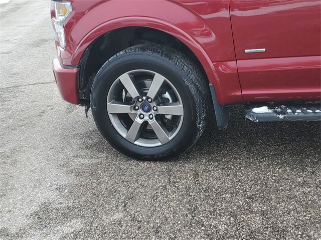 Used 2015 Ford F150 Lariat w/ Equipment Group 501A Mid image 8