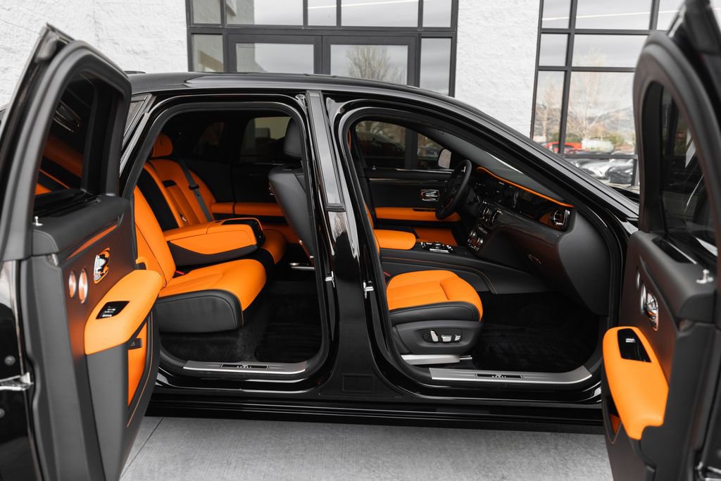 Used 2025 Rolls-Royce Ghost Black Badge image 26