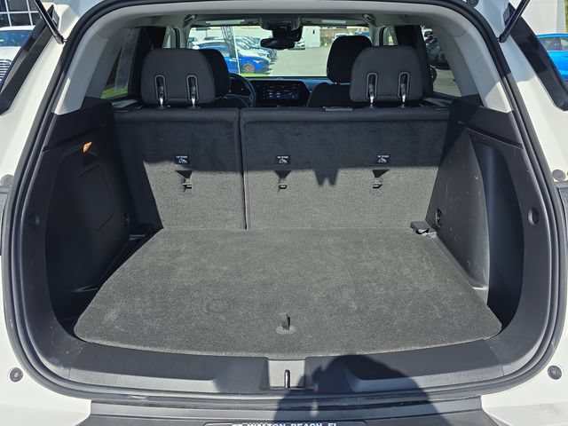 Used 2025 Chevrolet TrailBlazer LT AWD/4WD image 28