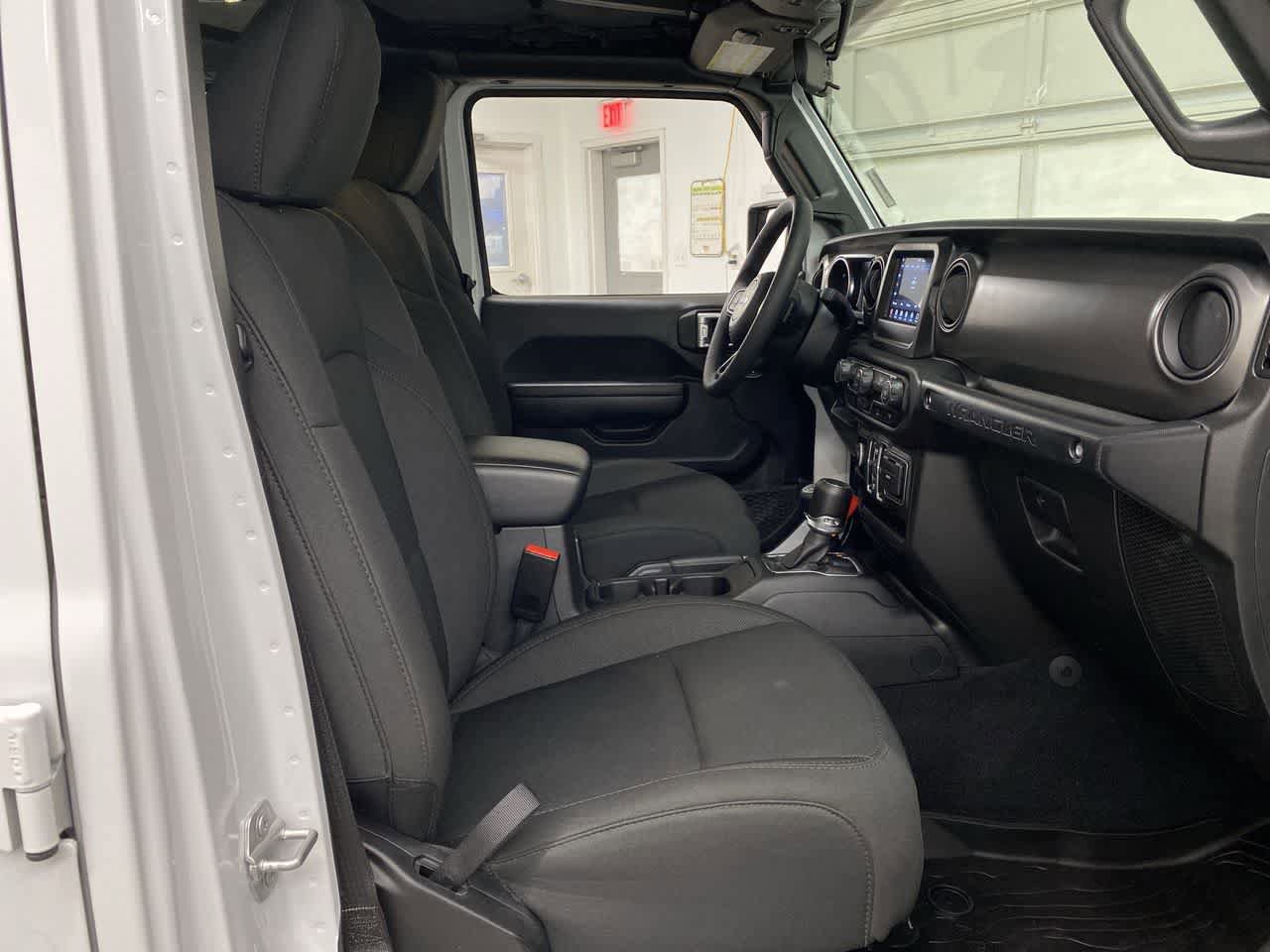 Used 2023 Jeep Wrangler Sport S image 18