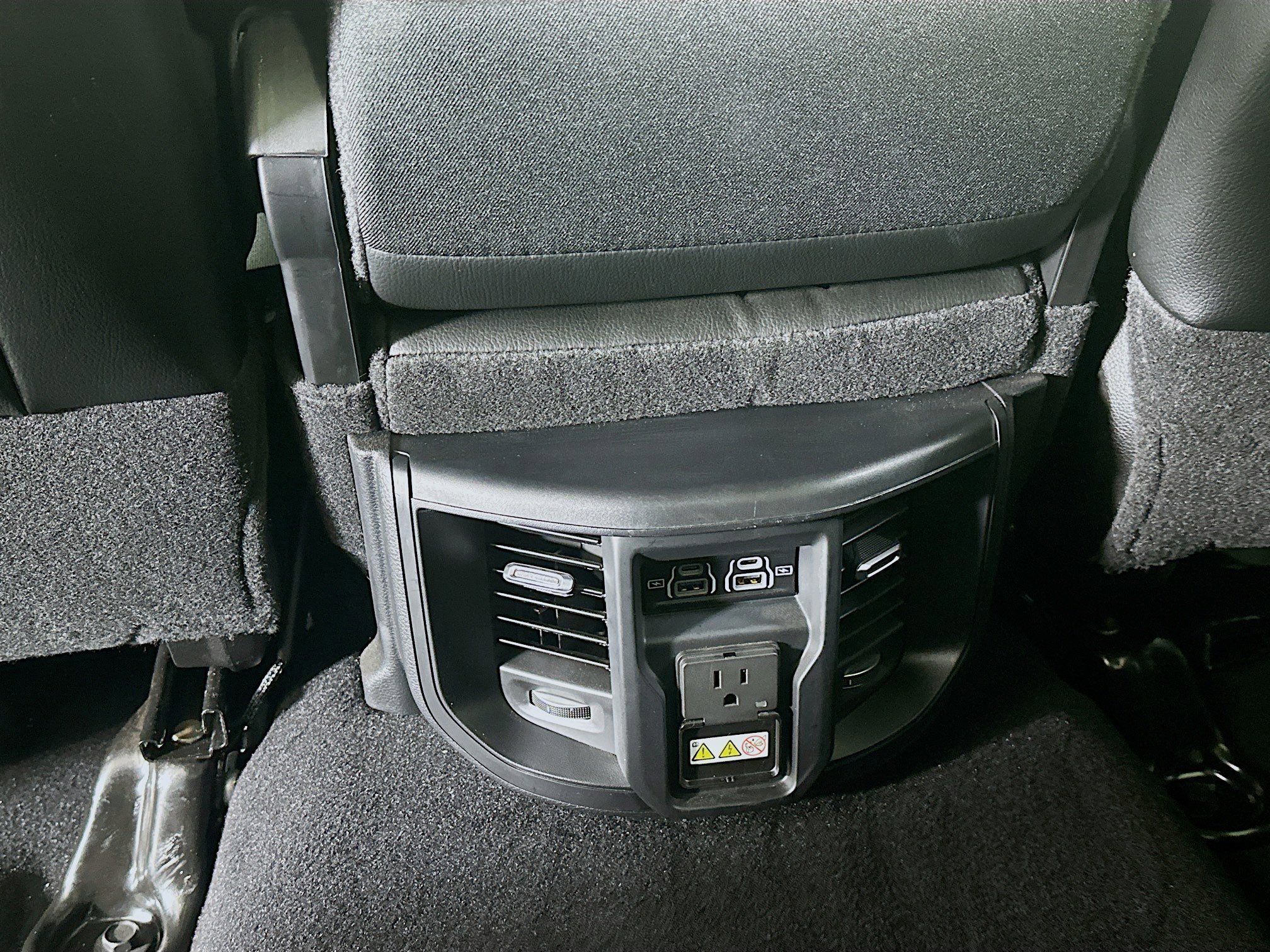 Used 2024 RAM 2500 Laramie w/ Safety Group image 28