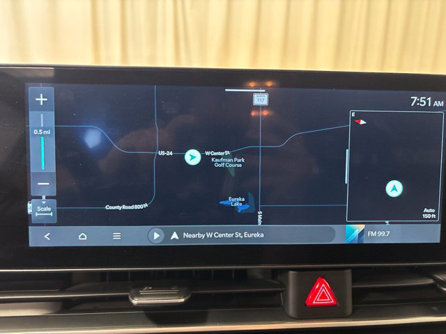 Used 2026 Kia Carnival FWD image 18