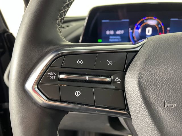 Certified 2025 Chevrolet Traverse LT w/ Sun and Wheel Package image 10