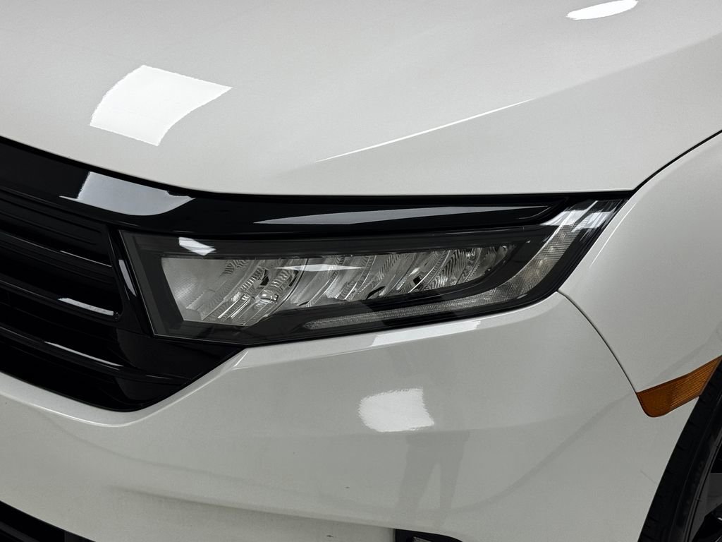 Used 2024 Honda Odyssey Sport image 44