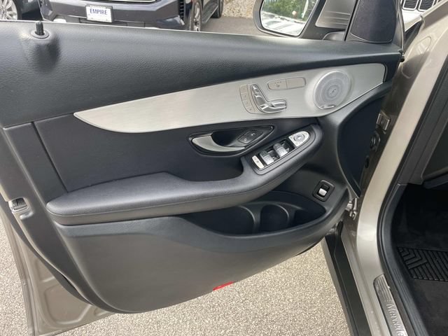Used 2019 Mercedes-Benz GLC 300 4MATIC image 20