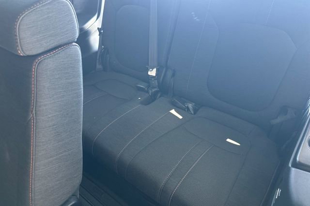 Used 2025 Honda Pilot Sport image 17