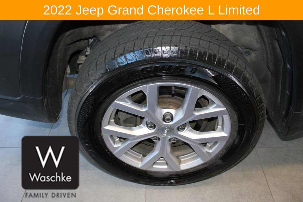Used 2022 Jeep Grand Cherokee L Limited w/ Trailer Tow Group (B) image 14
