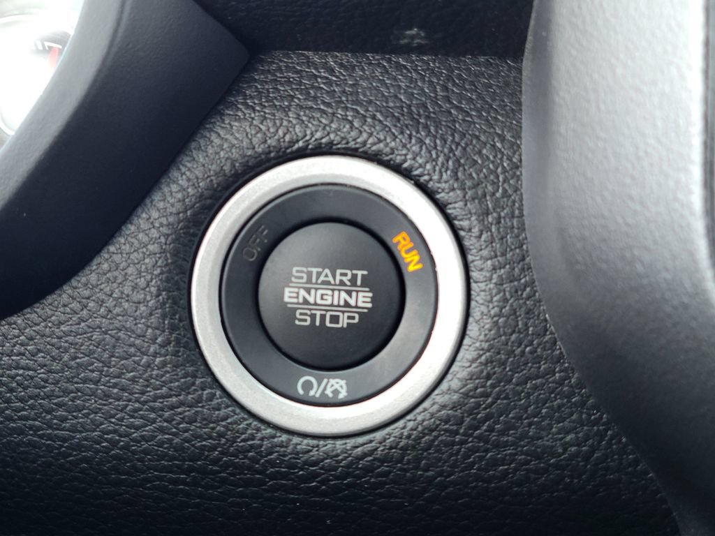 Used 2025 RAM 1500 Big Horn AWD/4WD image 11