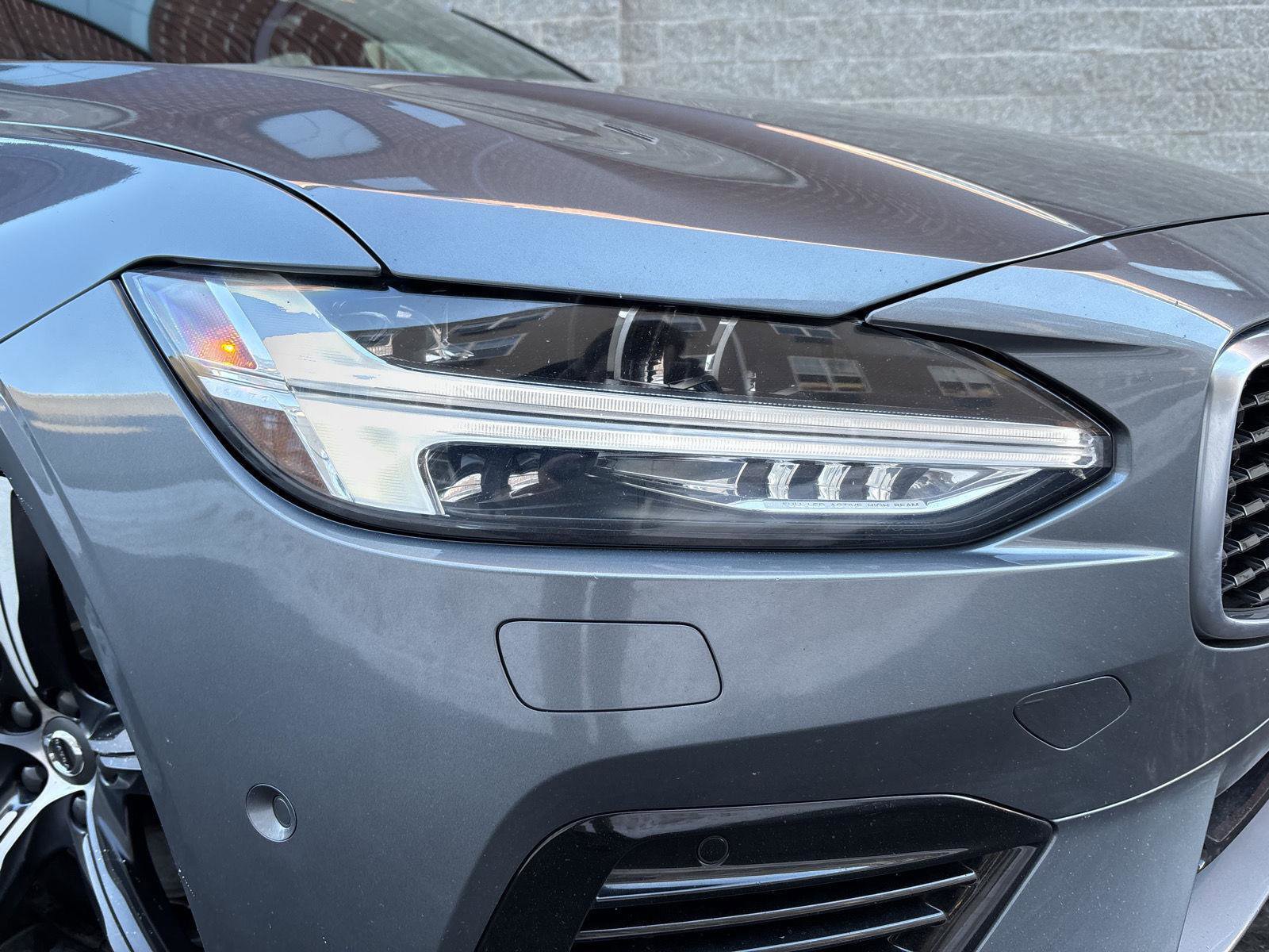 Used 2020 Volvo S90 T8 Inscription image 7