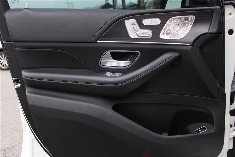 Used 2023 Mercedes-Benz GLE 53 AMG 4MATIC Coupe w/ Parking Assistance Package image 12