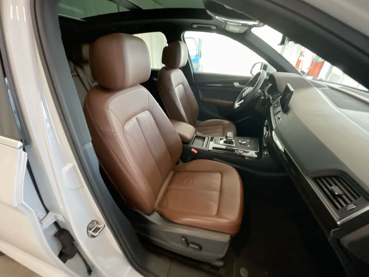 Used 2019 Audi Q5 2.0T Premium w/ Convenience Package AWD/4WD image 25