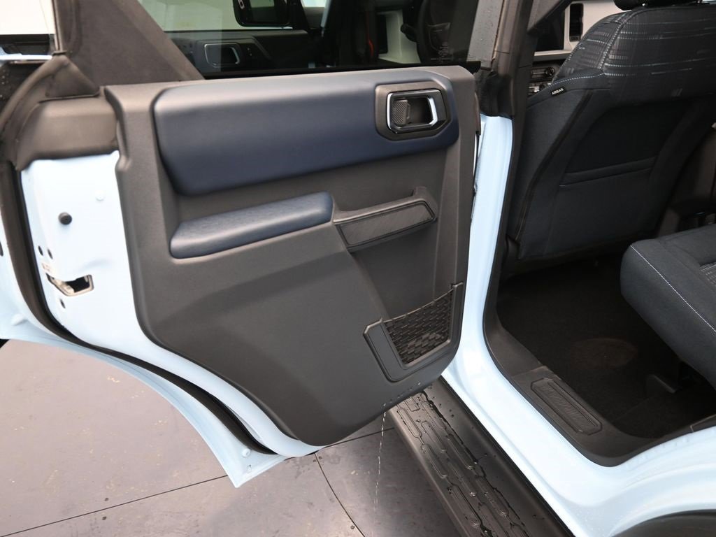 New 2025 Ford Bronco Heritage Edition image 30