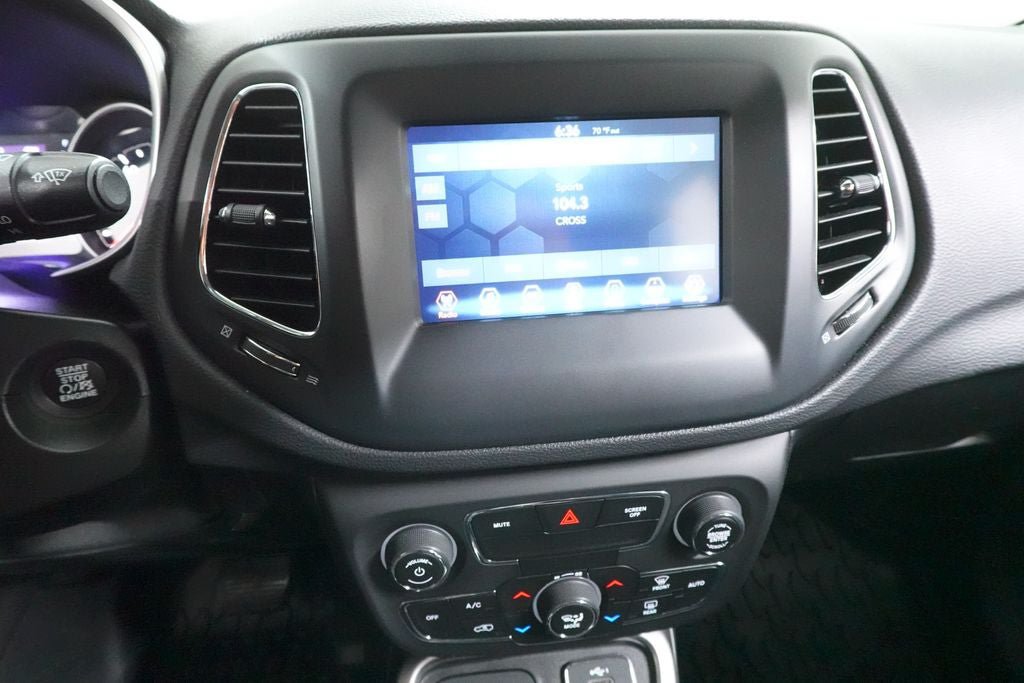 Used 2020 Jeep Compass Sport AWD/4WD image 17