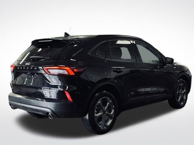 Used 2025 Ford Escape ST-Line image 7
