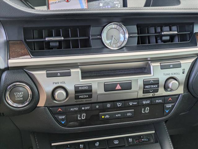 Used 2018 Lexus ES 350 w/ Luxury Package w/Wood Trim FWD image 13