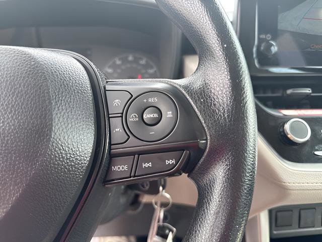 Used 2024 Toyota Corolla Cross L image 21