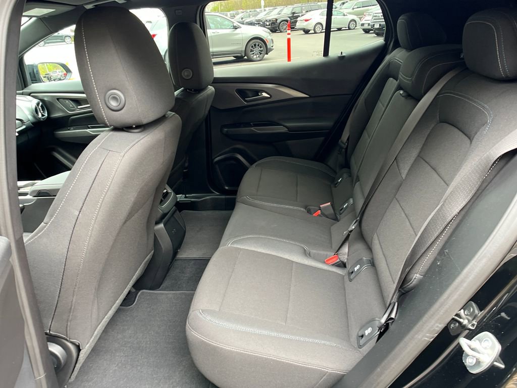 Used 2026 Chevrolet Equinox EV LT FWD image 21