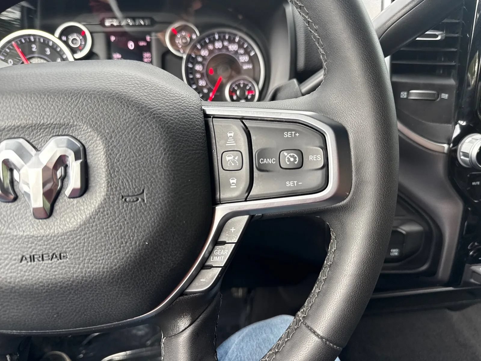 Used 2026 RAM 2500 Big Horn AWD/4WD image 17