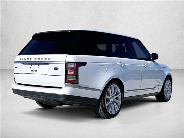 Used 2014 Land Rover Range Rover Supercharged image 2