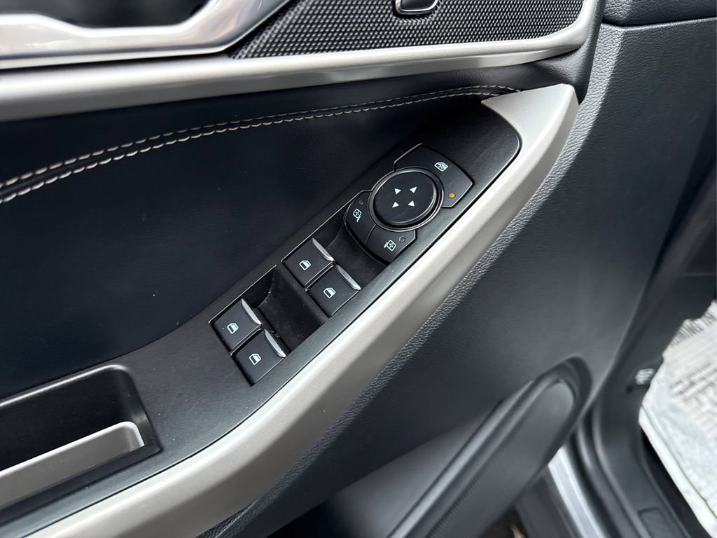 Used 2022 Ford Explorer XLT w/ Equipment Group 202A image 36