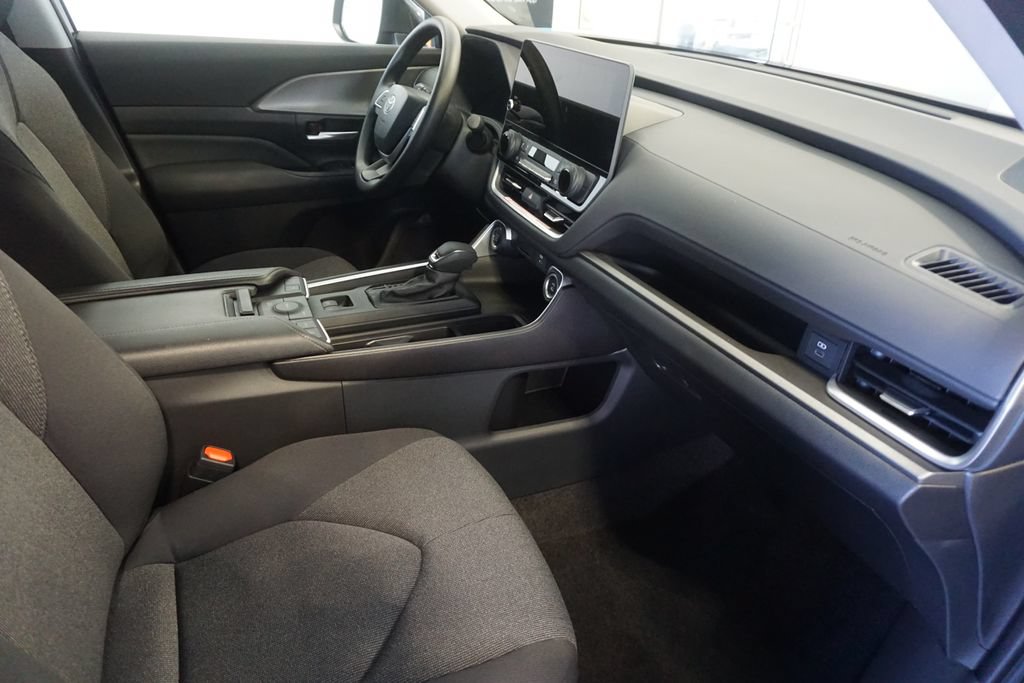 New 2026 Toyota Grand Highlander AWD image 25