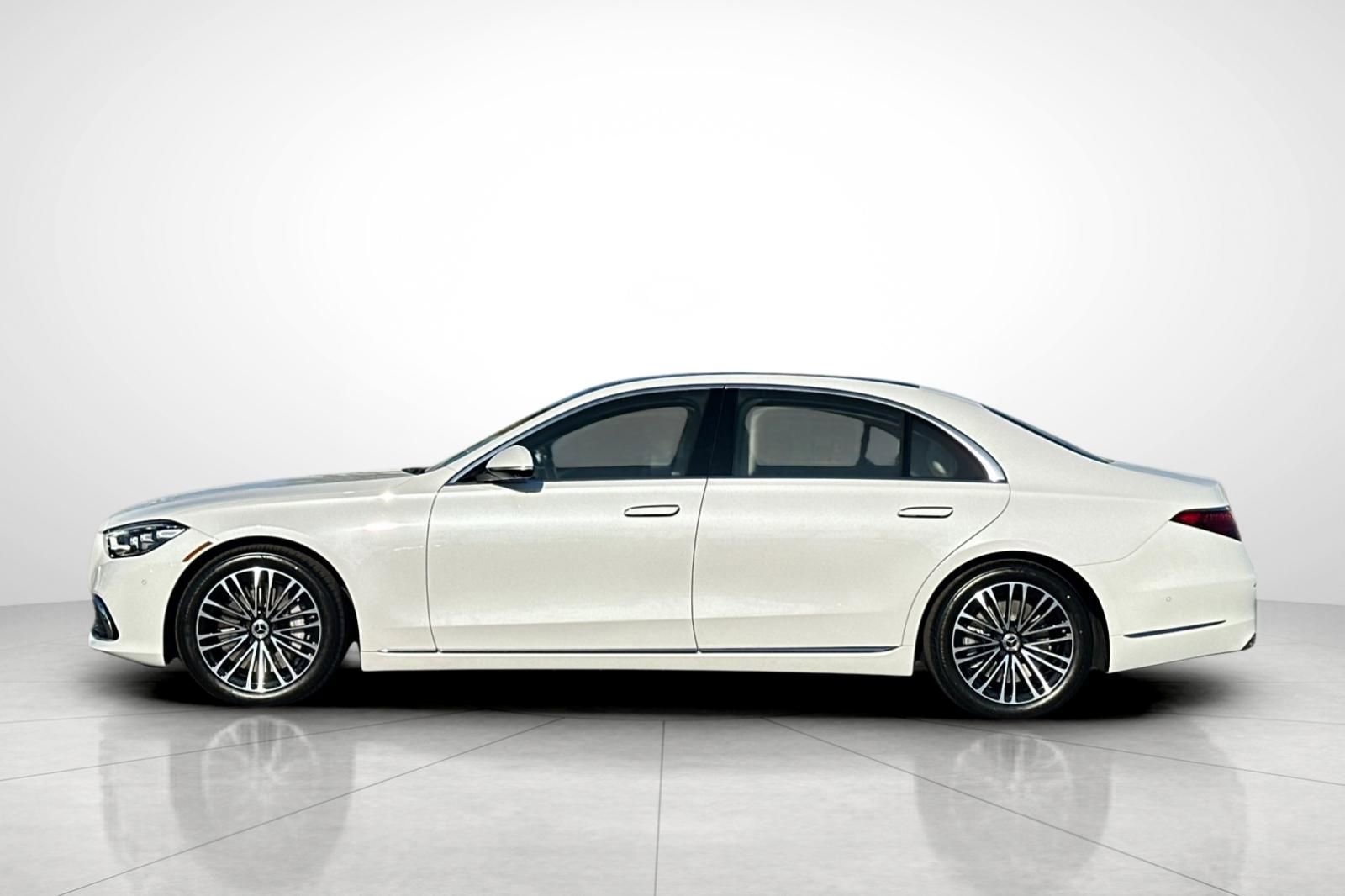 New 2026 Mercedes-Benz S 580 4MATIC Sedan image 32
