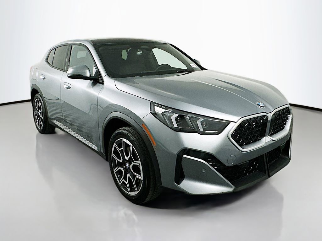 Used 2026 BMW X2 xDrive28i w/ Convenience Package image 3