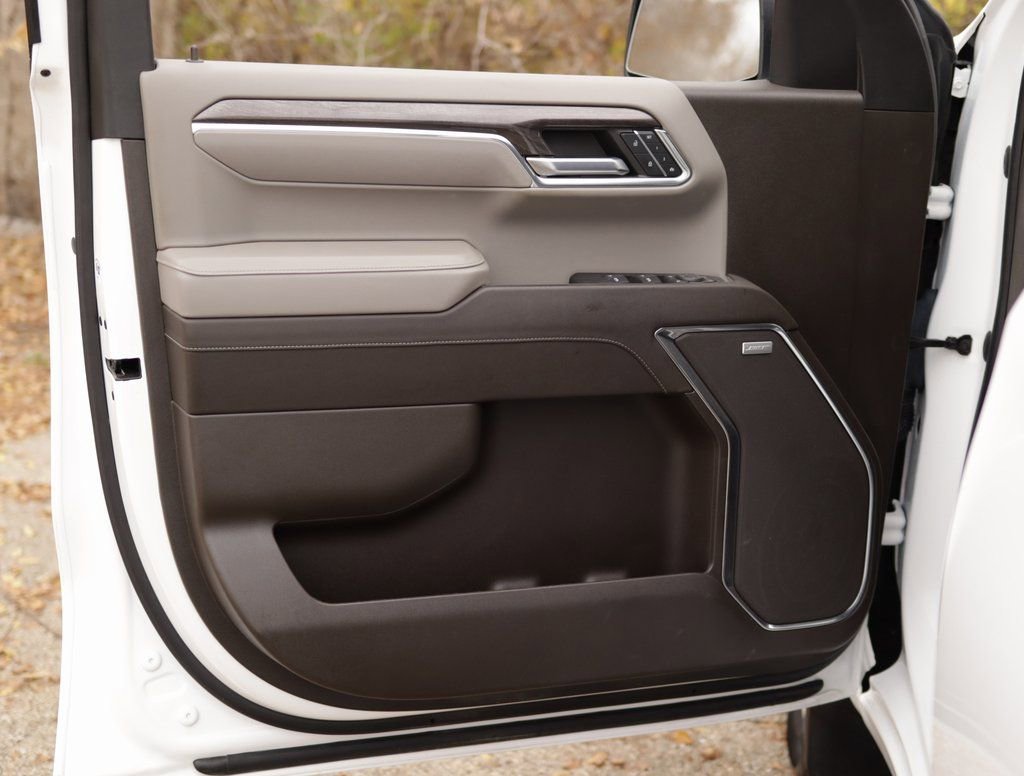 Used 2024 Chevrolet Silverado 1500 LTZ image 25