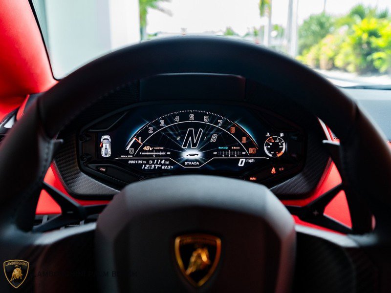 Used 2022 Lamborghini Aventador Countach image 16