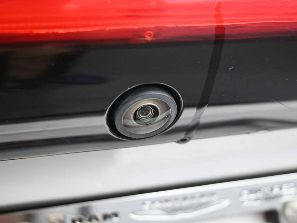 Used 2024 Chrysler Pacifica Select image 30