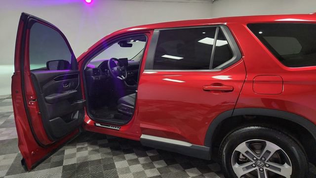 Used 2025 Honda Pilot EX-L image 15