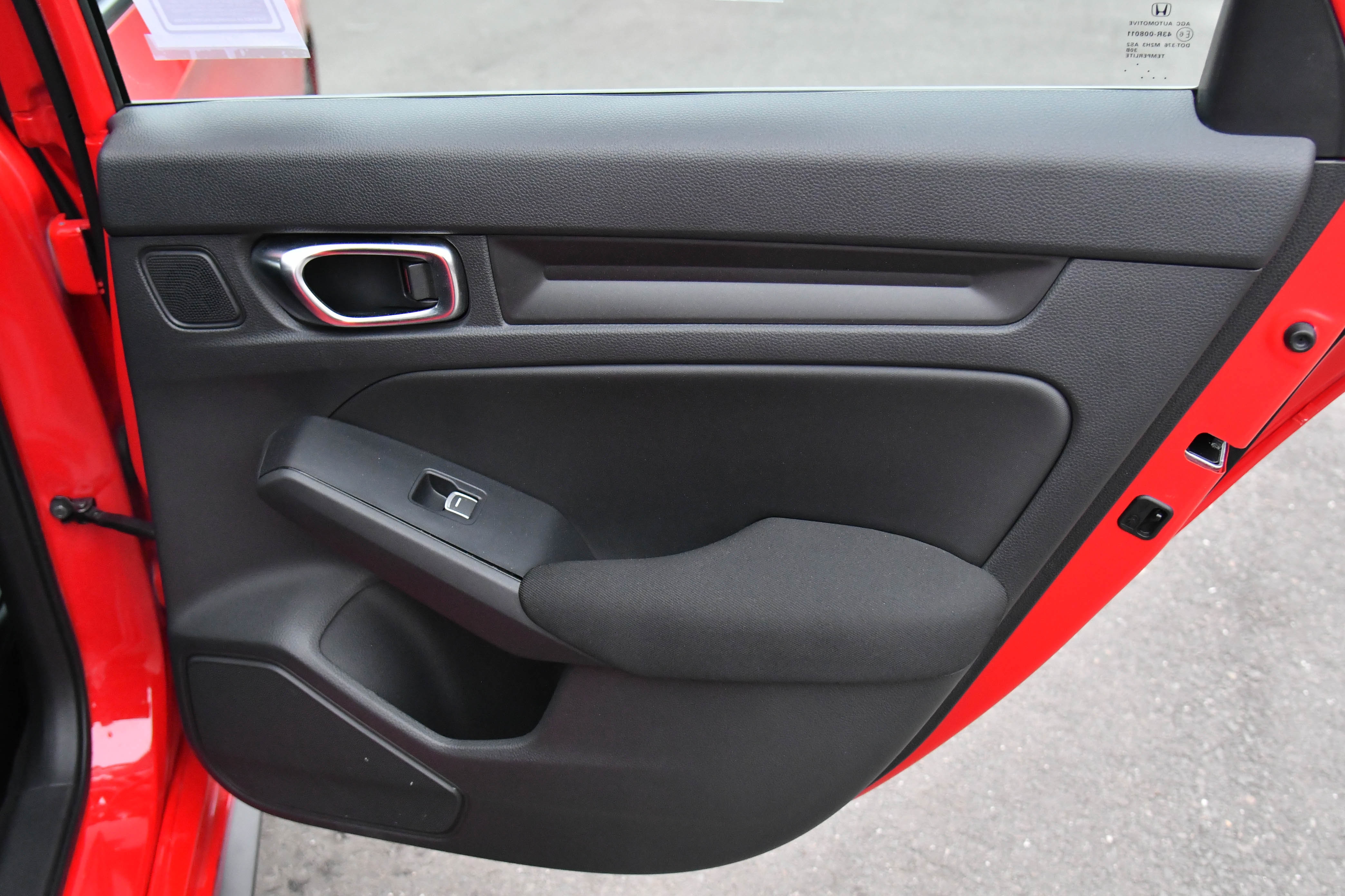 Used 2025 Honda Civic Sport image 37