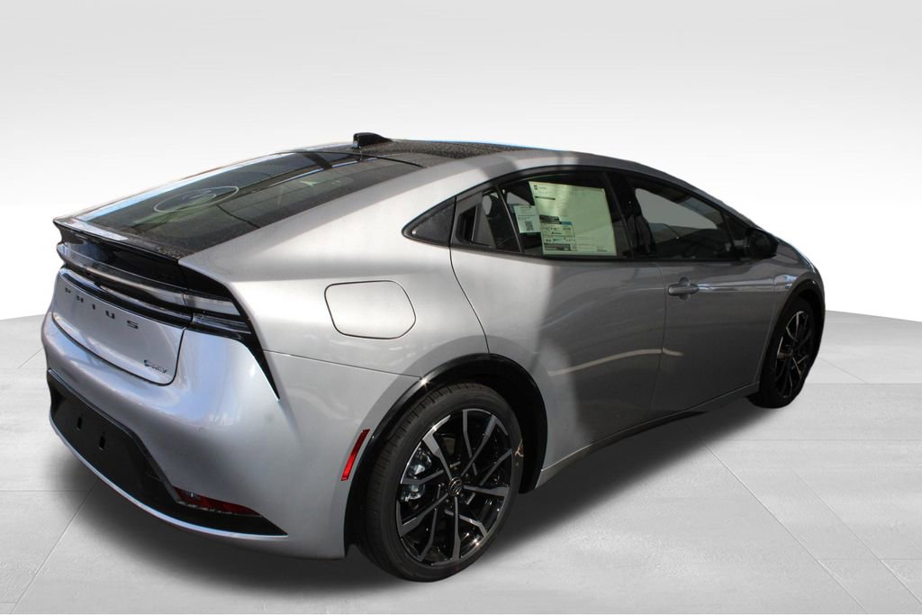 New 2026 Toyota Prius Plug-In Hybrid FWD image 14