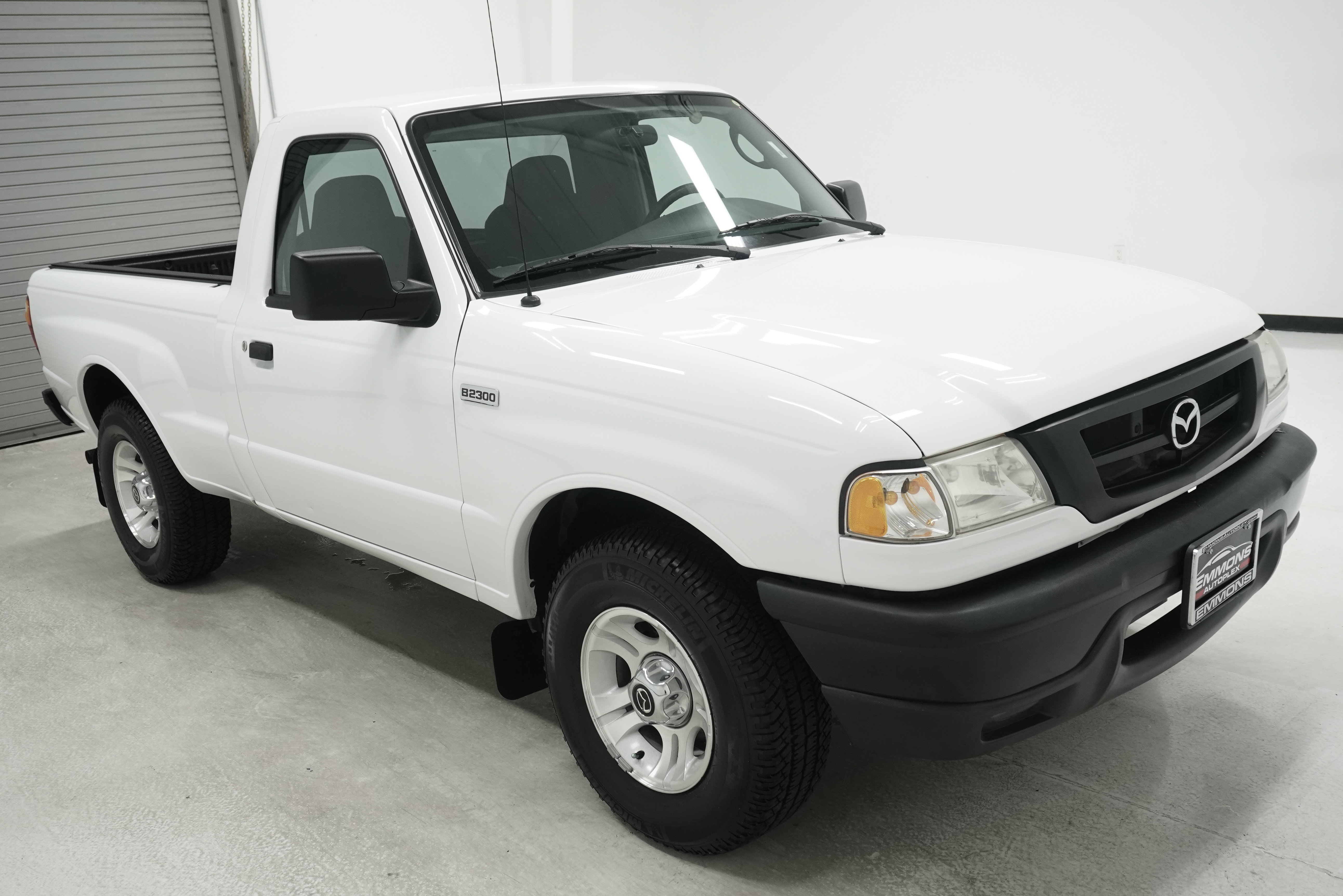 Used 2009 MAZDA B-Series Pickup 2WD Regular Cab B2300 image 3