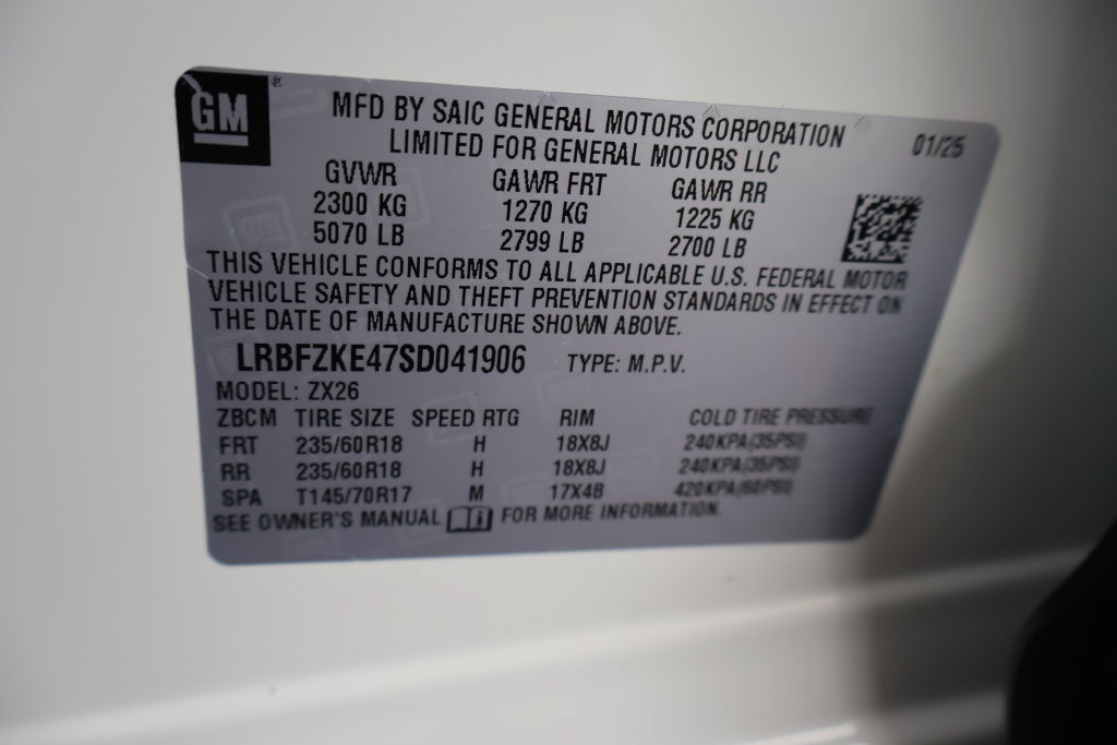 Used 2025 Buick Envision Preferred AWD/4WD image 63