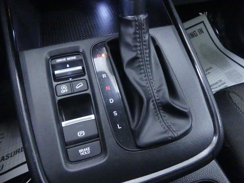 Used 2025 Honda CR-V LX image 13