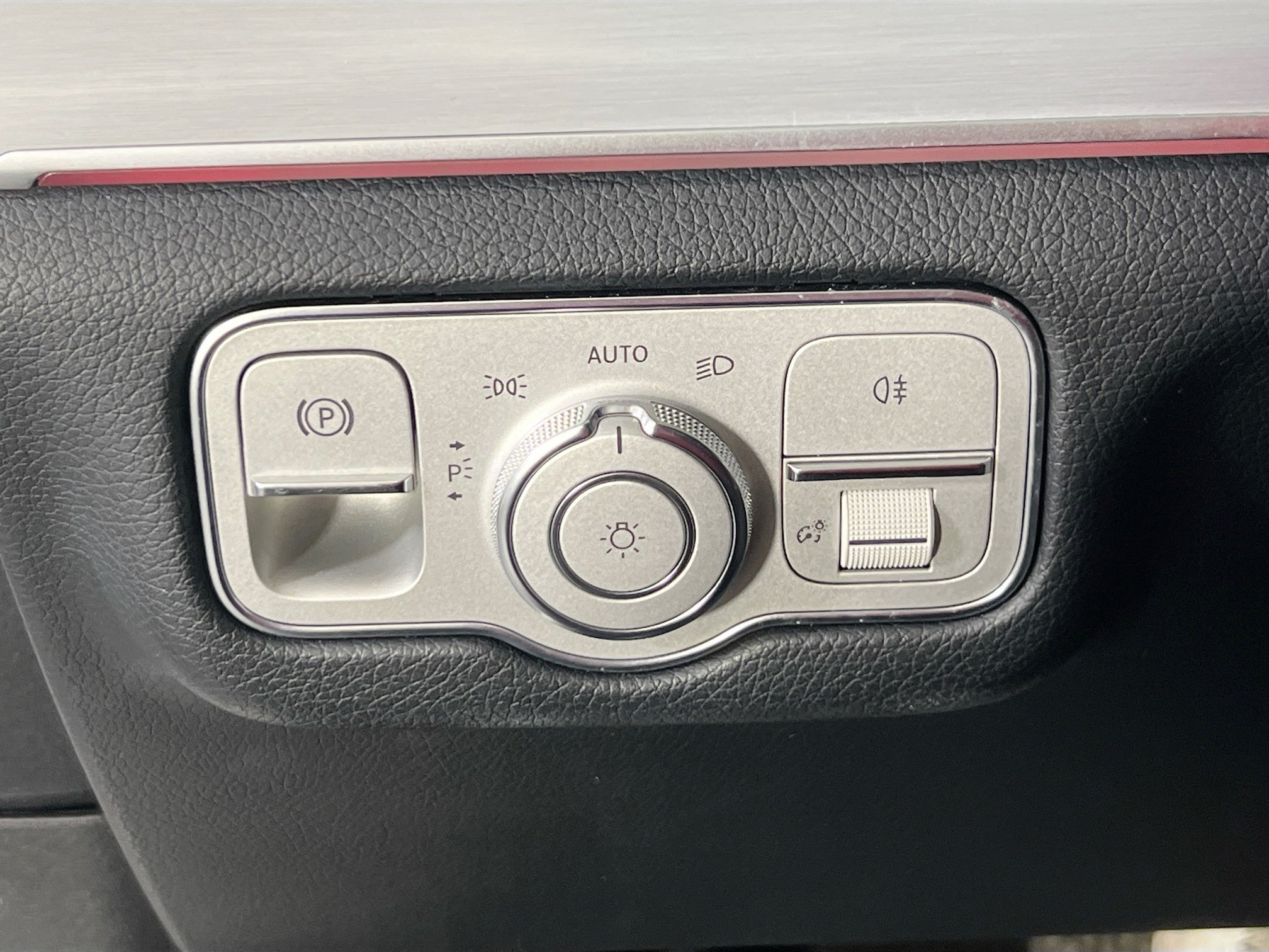 Used 2020 Mercedes-Benz GLS 450 4MATIC w/ Convenience Package image 10