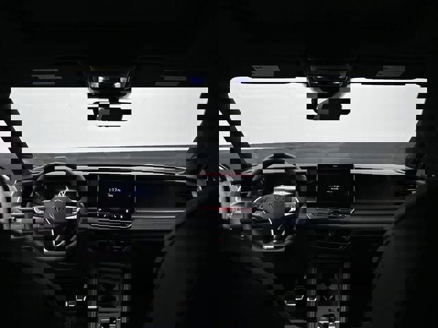 New 2026 Volkswagen Tiguan SE R-Line image 10