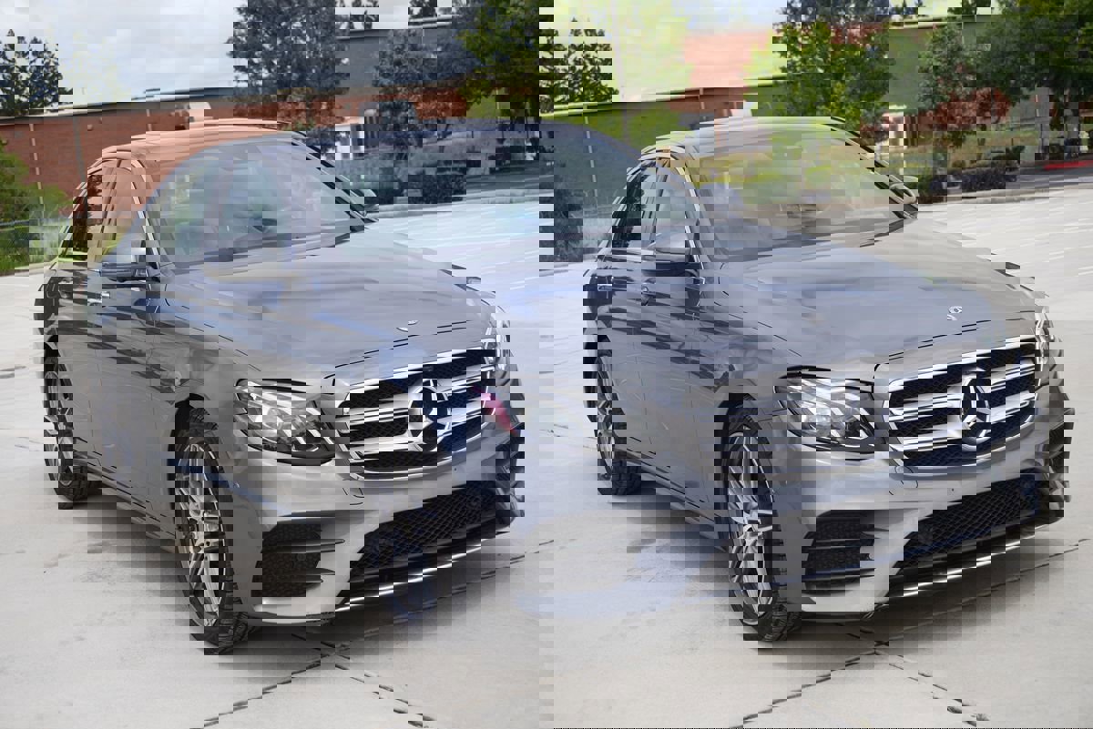 Used 2019 Mercedes-Benz E 300 image 8