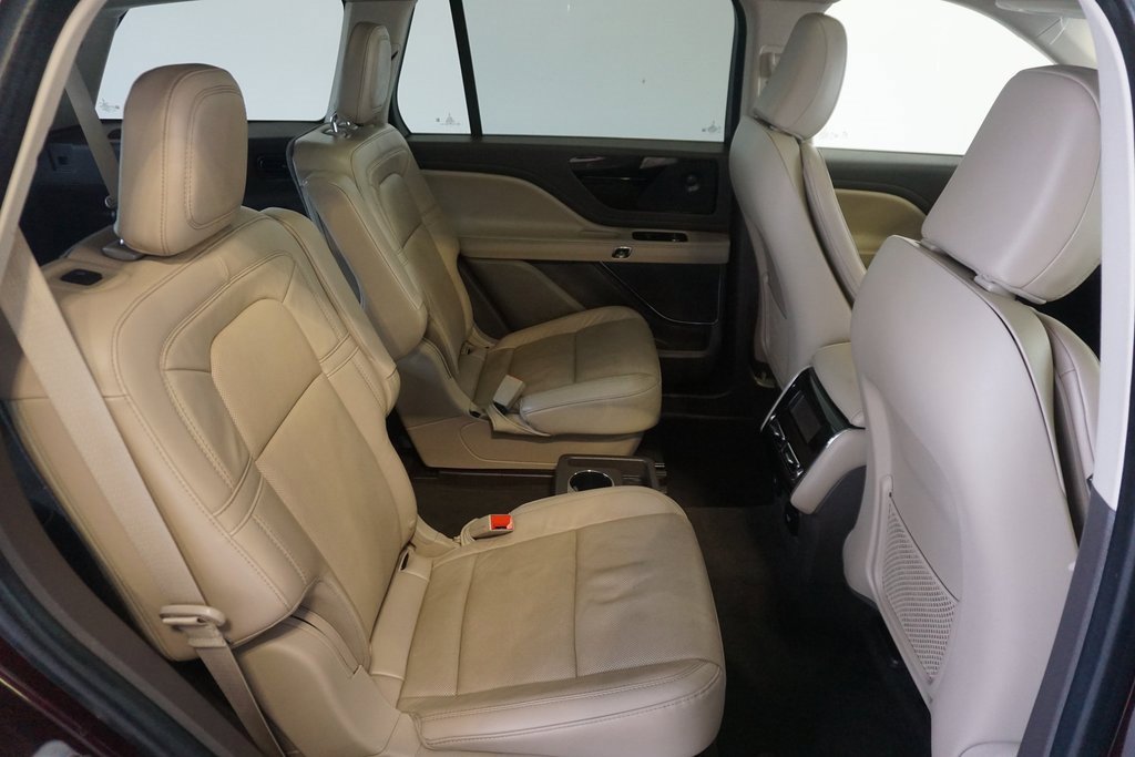Used 2022 Lincoln Aviator Reserve w/ Equipment Group 201A image 25