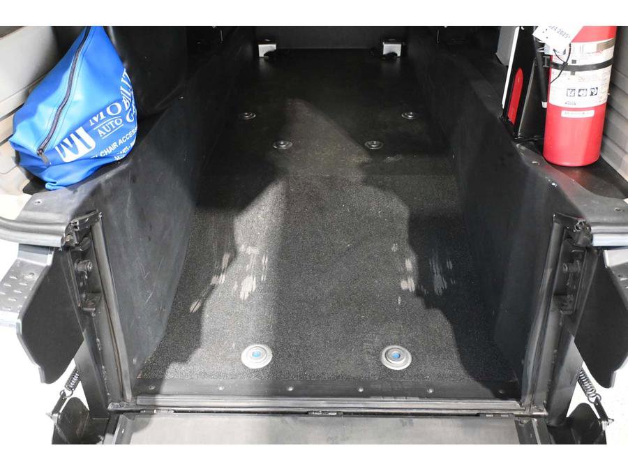 Used 2017 Dodge Grand Caravan SXT FWD image 20