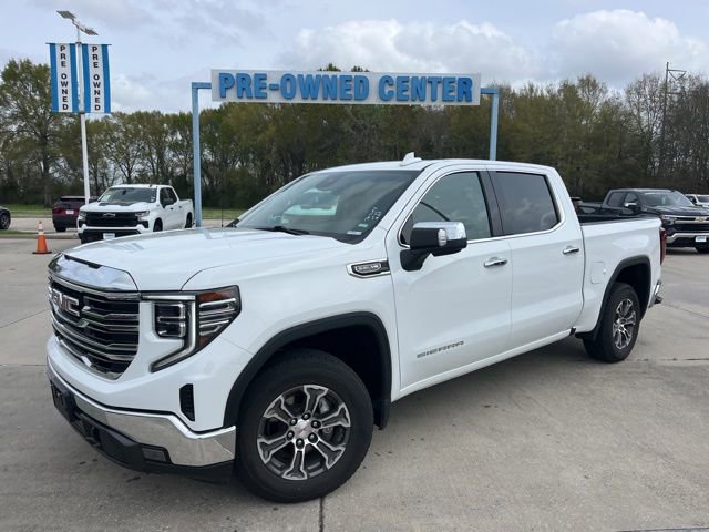 Used 2024 GMC Sierra 1500 SLT image 2