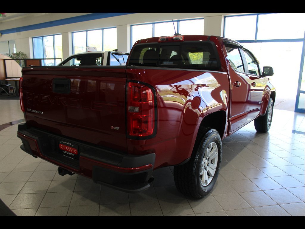 Used 2022 Chevrolet Colorado LT w/ Safety Package AWD/4WD image 5