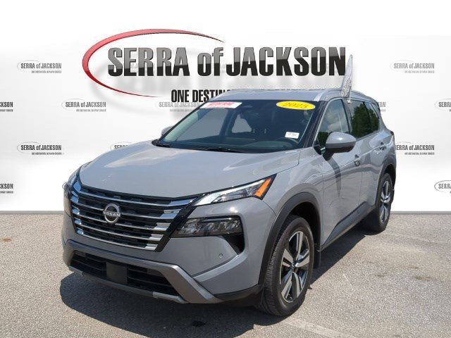 Used 2025 Nissan Rogue SL AWD/4WD image 5
