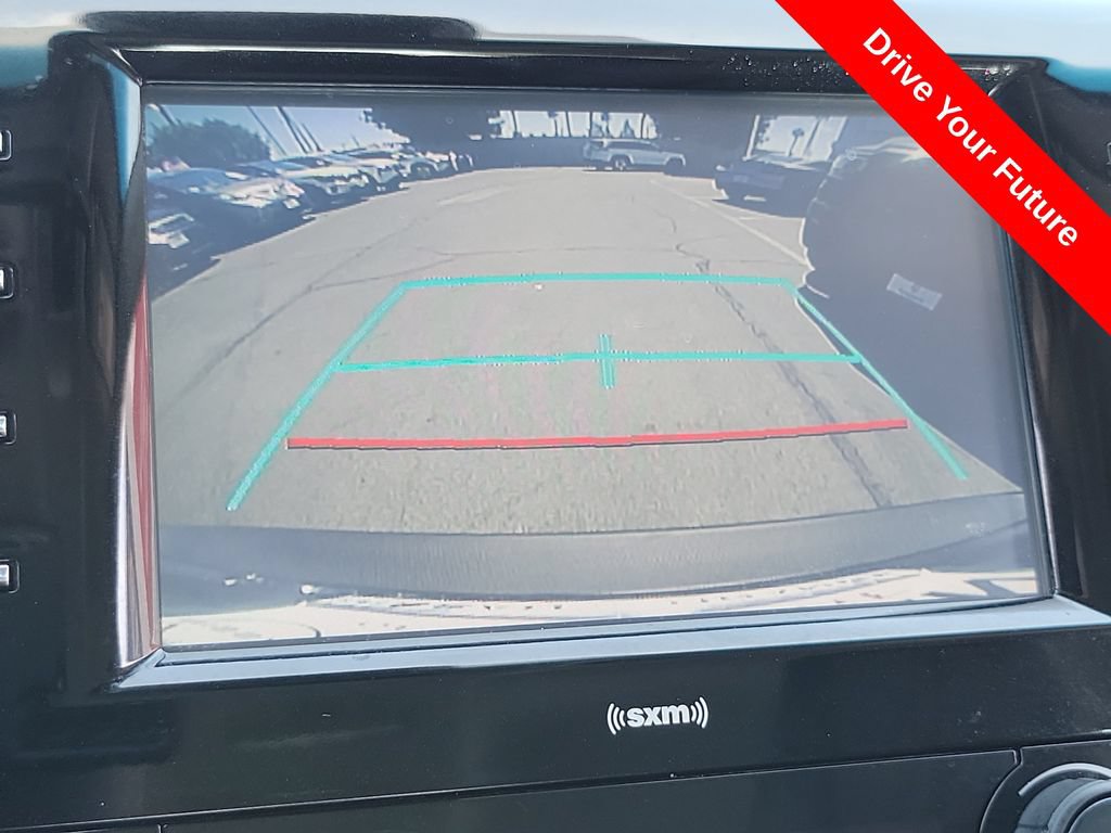 Used 2020 Toyota Camry SE FWD image 11