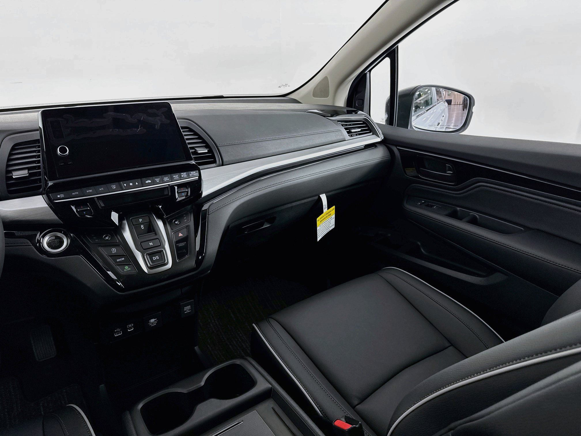 New 2027 Honda Odyssey Touring image 24