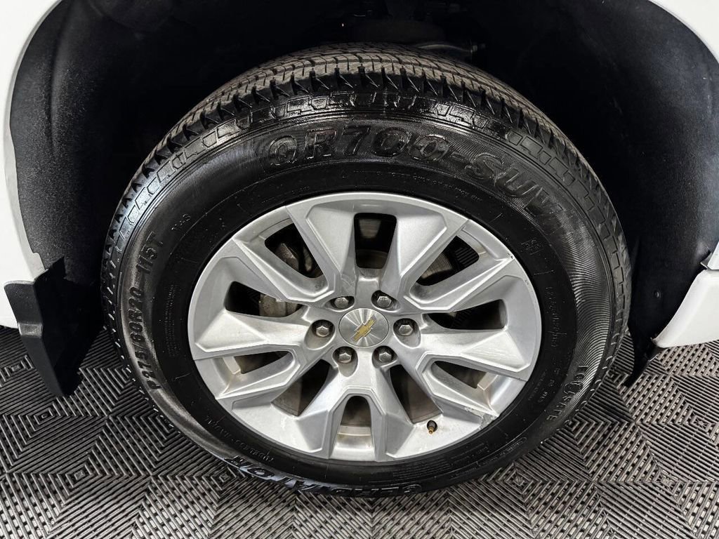 Used 2023 Chevrolet Silverado 1500 Custom image 18
