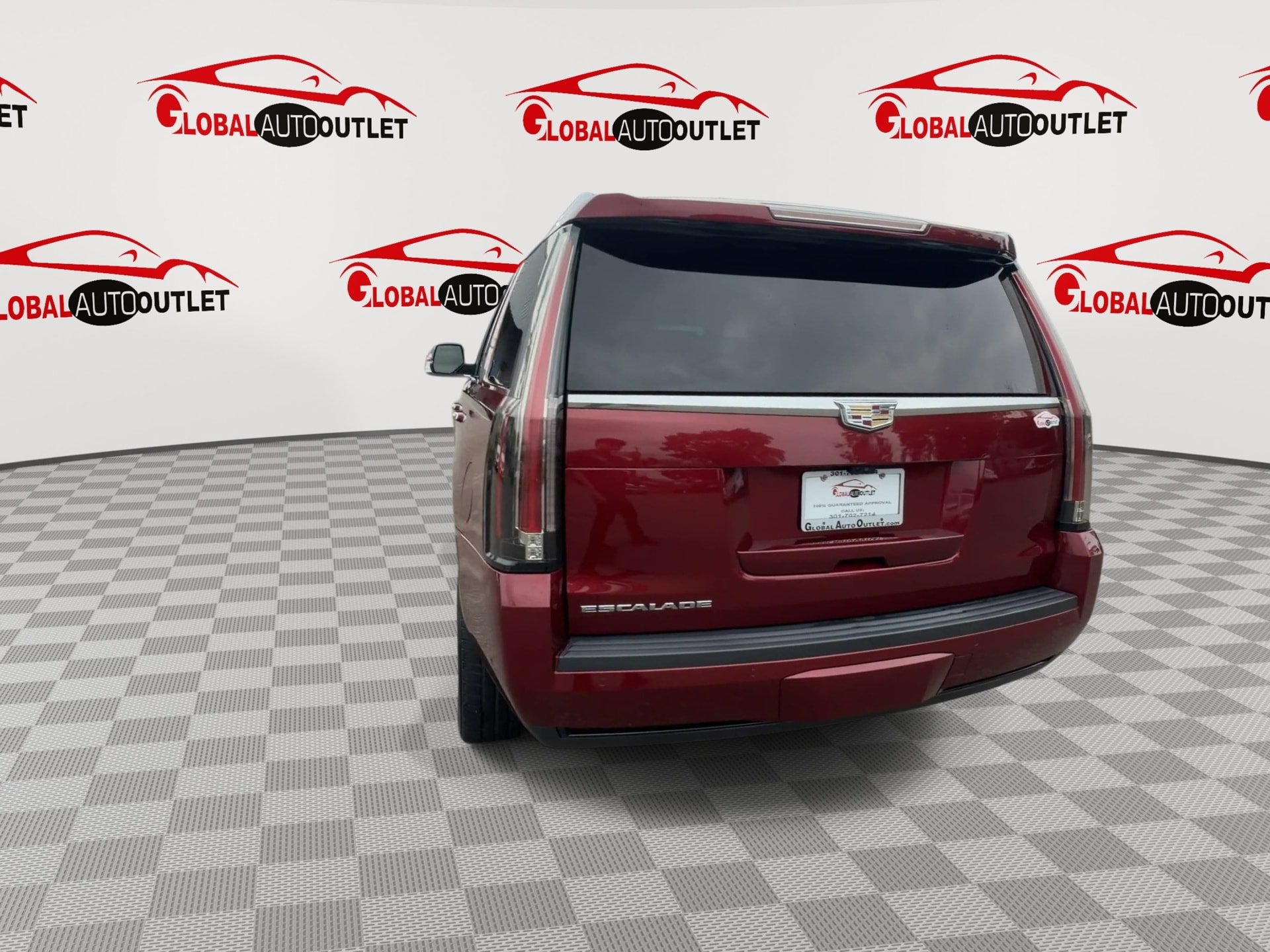 Used 2018 Cadillac Escalade Luxury RWD image 6