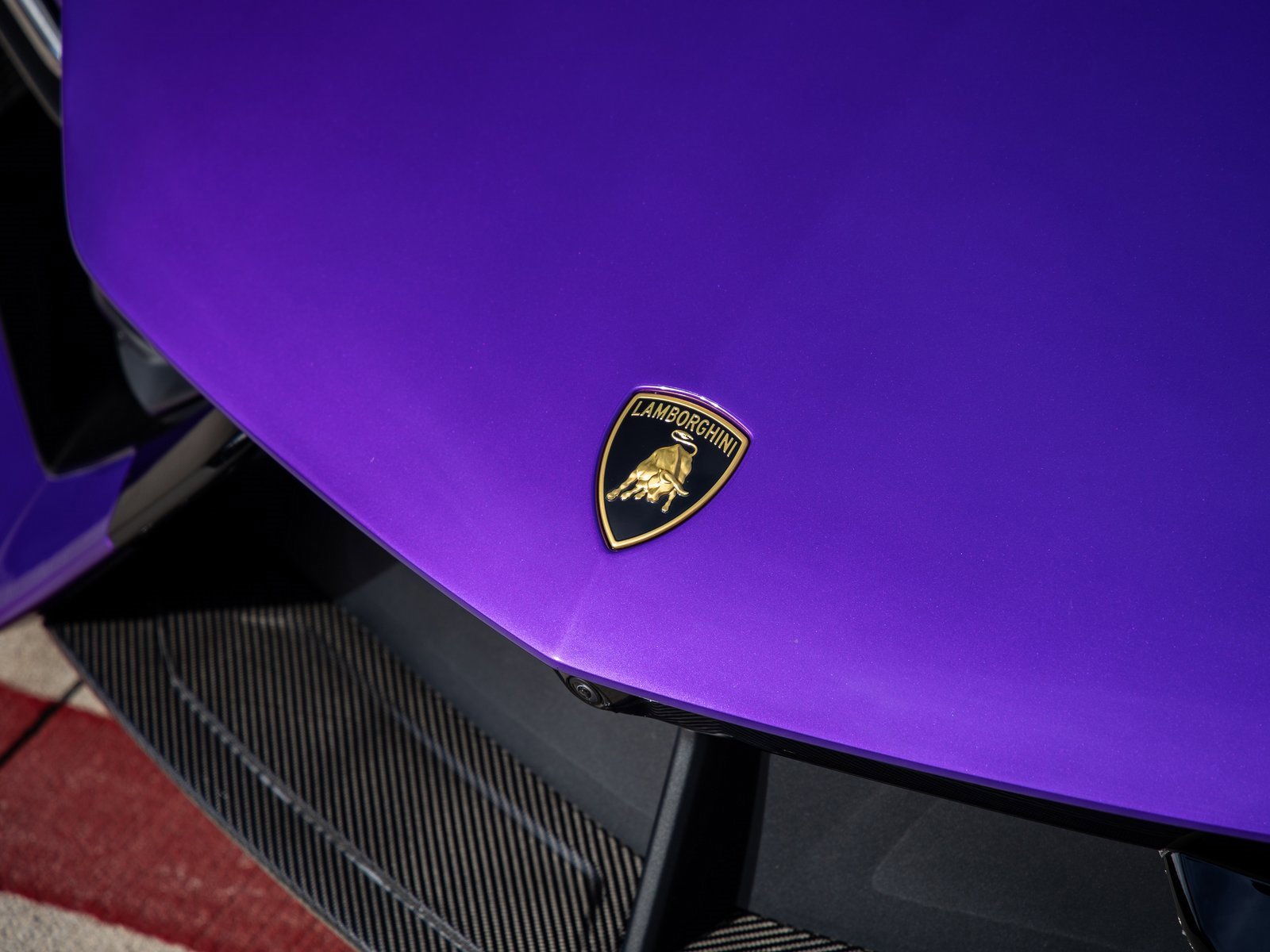 Used 2024 Lamborghini Revuelto image 24